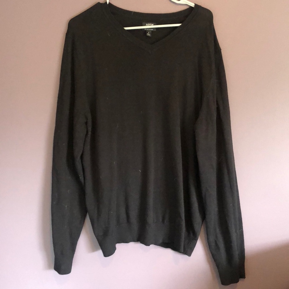 Men’s black sweater